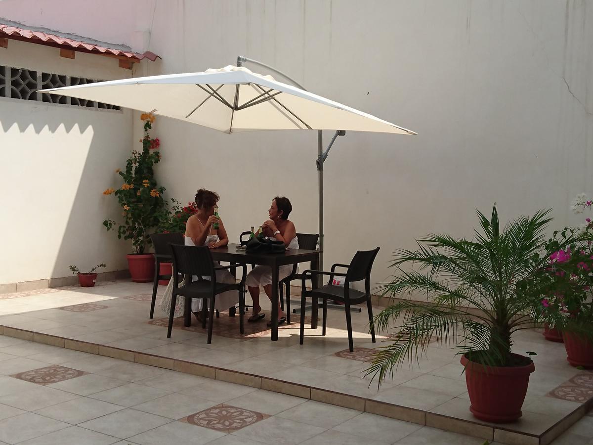 Hotel Las Palmas エスメラルダス エクステリア 写真